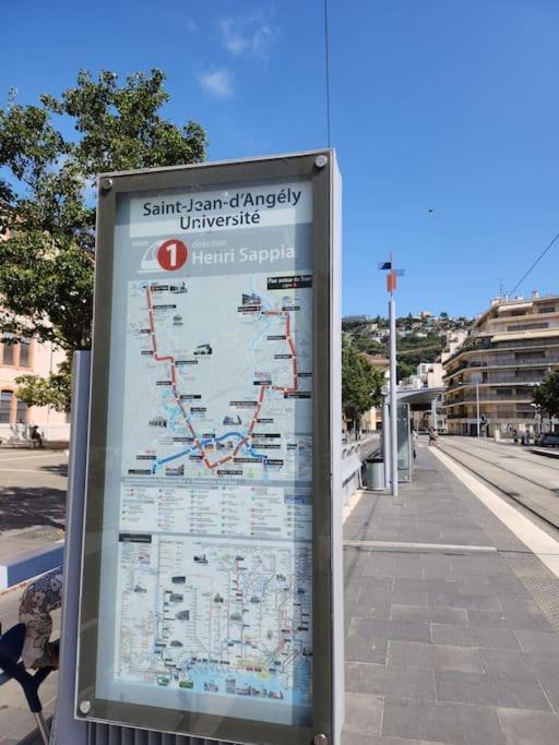 Nice Fac St Jean D'Angely Екстериор снимка